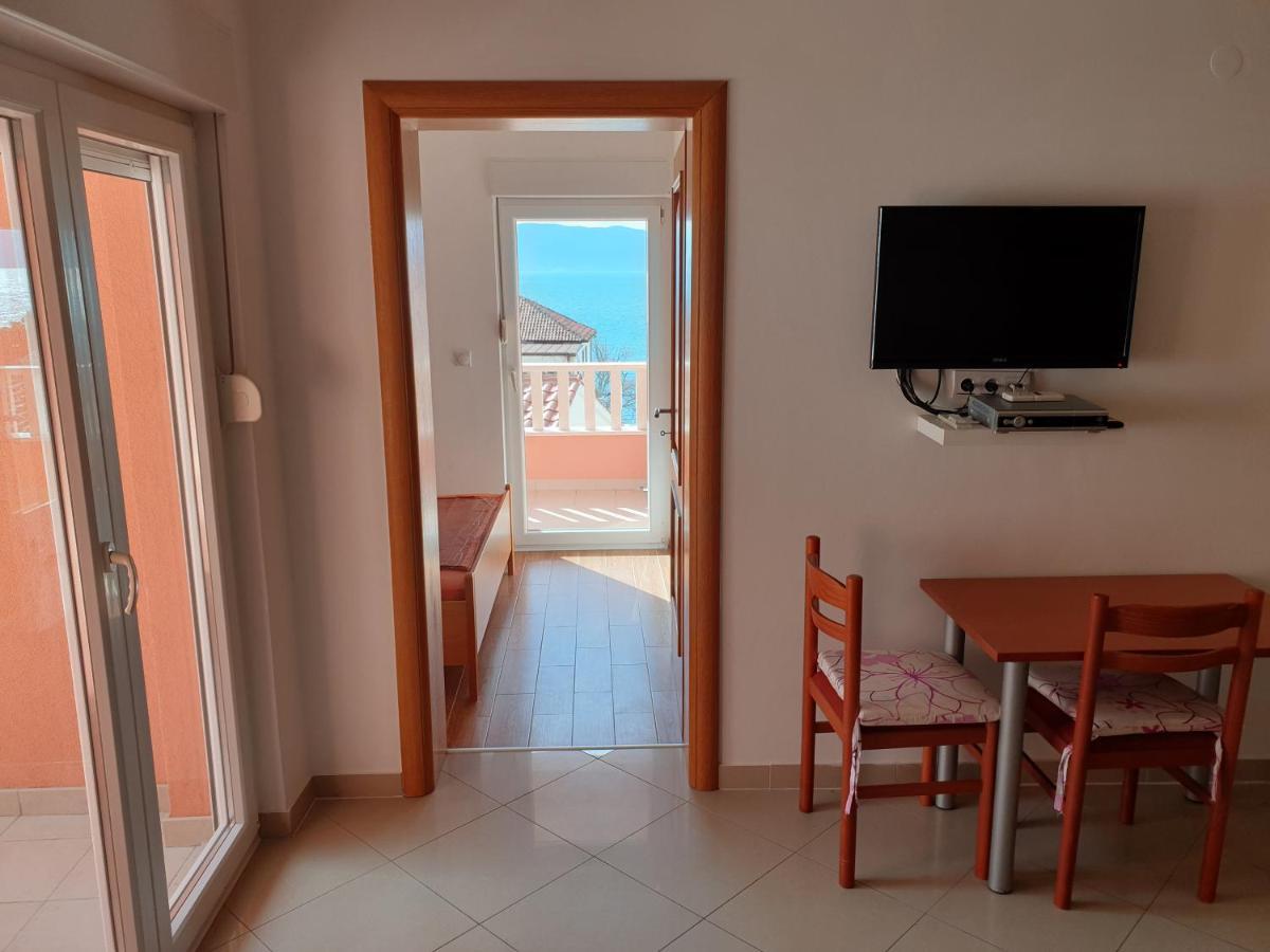 Apartments Knezovic Gradac  Eksteriør bilde