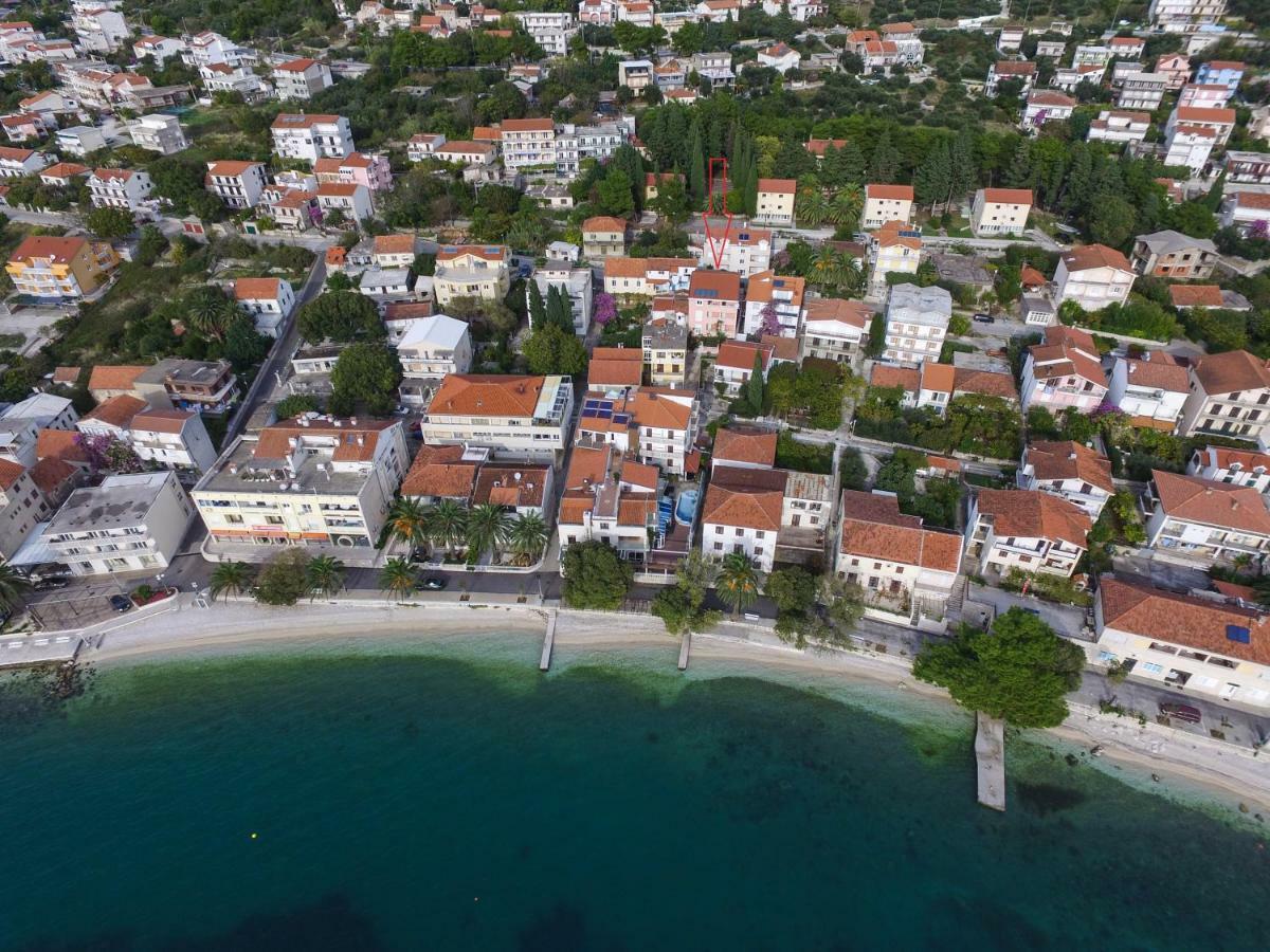 Apartments Knezovic Gradac  Eksteriør bilde